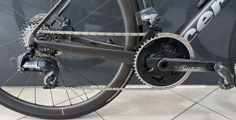 Używany Cervélo R5 Force AXS 2024 2024 Road & Gravel — zdjęcie 3 z 9