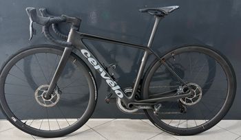 Używany Cervélo R5 Force AXS 2024 2024 Road & Gravel