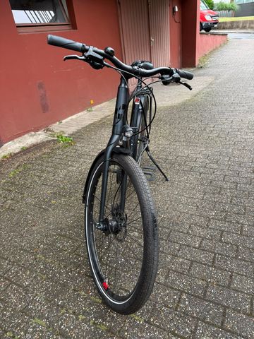 Gebrauchtes CUBE TRAVEL 2021 2021 Urban, Schwarz — Bild 3 von 3