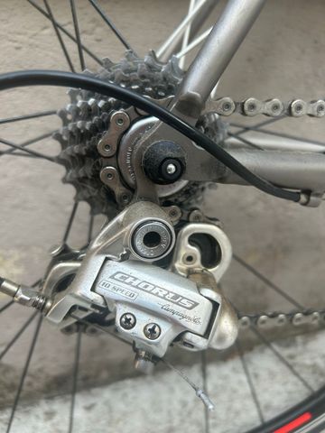 Used Bianchi Custom Campagnolo Chorus 2000 Road & Gravel, Green — image 4 of 9