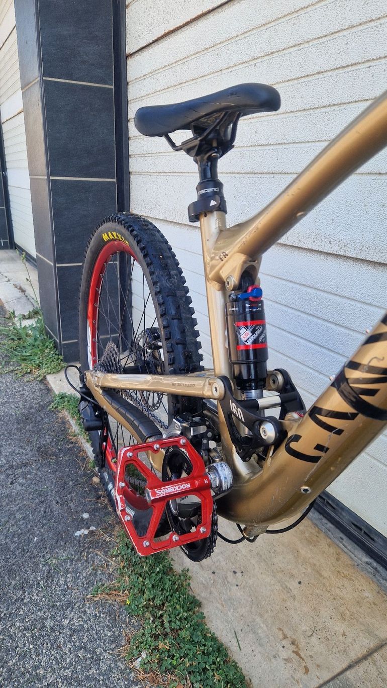 Used Canyon Strive Other Shimano 2014 Mountainbike, Orange — image 8 of 16