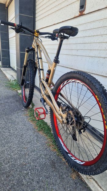 Used Canyon Strive Other Shimano 2014 Mountainbike, Orange — image 7 of 16