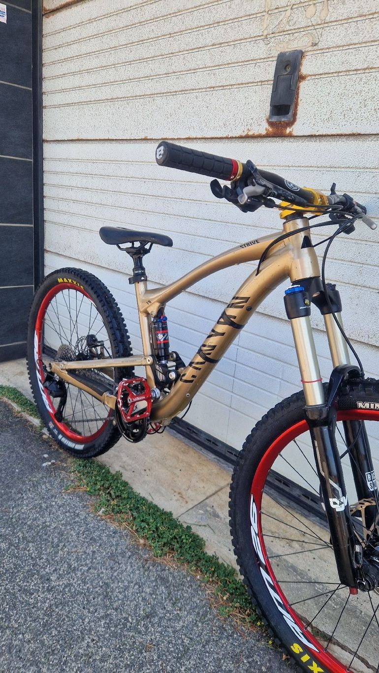 Used Canyon Strive Other Shimano 2014 Mountainbike, Orange — image 9 of 16