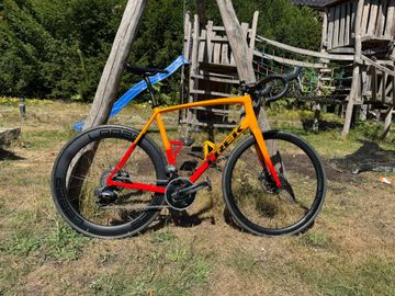 Trek Emonda SRAM Force eTap AXS 2022 Road & Gravel d'occasion