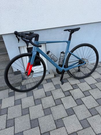 Used Cannondale SuperSix EVO Shimano 105 2024 Road & Gravel, Blue — image 10 of 10