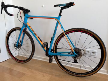 Tweedehands CUBE CROSS RACE SLT 2017 2017 Road & Gravel — afbeelding 3 van 11