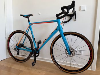 Used CUBE CROSS RACE SLT 2017 2017 Road & Gravel