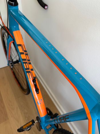 CUBE CROSS RACE SLT 2017 2017 Road & Gravel usato, Blu — immagine 10 di 11