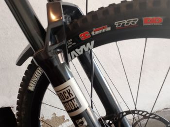 Used Raymon Trailray 9 2024 Mountainbike, Blue, 29 — image 7 of 15