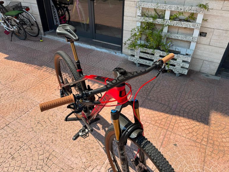 Tweedehands Olympia Iron SRAM GX Eagle 2023 Mountainbike — afbeelding 3 van 24
