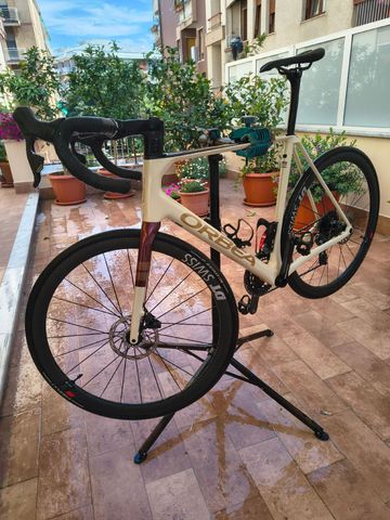Orbea ORCA M31eTEAM 2024 2024 Road & Gravel usato