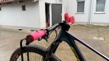 Używany Scott Spark RC SL 2022 2022 Mountainbike — zdjęcie 8 z 9