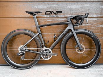 Specialized S-Works Venge Disc - SRAM Red eTap AXS 2020 2020 Road & Gravel d'occasion