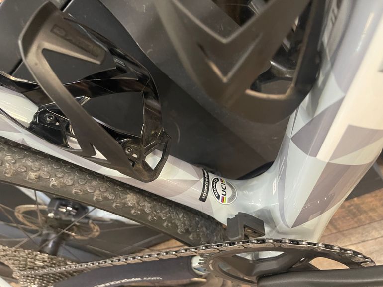 Trek Boone 5 2025 2025 Road & Gravel usato, Grigio chiaro — immagine 9 di 10