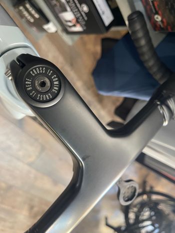Trek Boone 5 2025 2025 Road & Gravel usato, Grigio chiaro — immagine 10 di 10