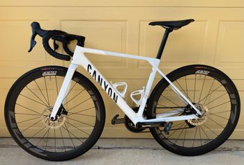 Used Canyon Ultimate CF SLX 8 AXS 2025 2025 Road & Gravel