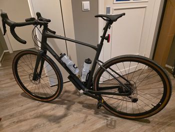 Gebrauchtes Giant Revolt 0 2026 2026 Road & Gravel, Schwarz — Bild 2 von 3