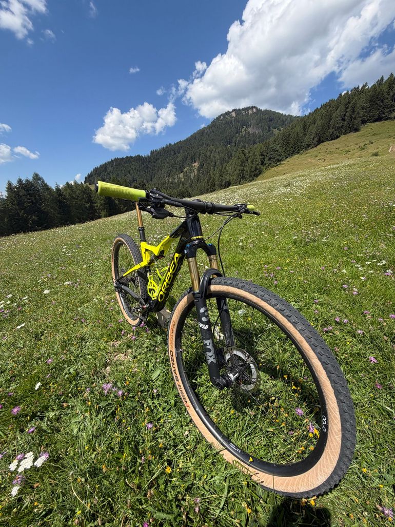 Brugt Orbea OIZ M10 2024 2024 Mountainbike — billede 4 af 6