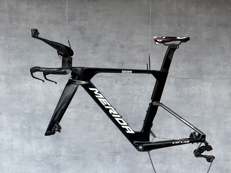 Brugt Merida TIME WARP TRI 10K 2025 2025 Road & Gravel — billede 10 af 17