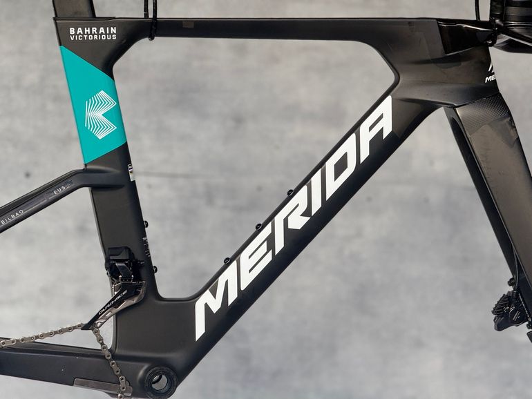 Brugt Merida TIME WARP TRI 10K 2025 2025 Road & Gravel — billede 2 af 23