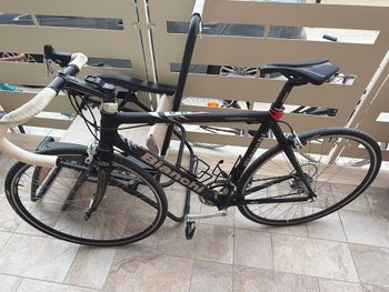 Used Bianchi Oltre Campagnolo Veloce 2017 Road & Gravel, Black — image 2 of 6