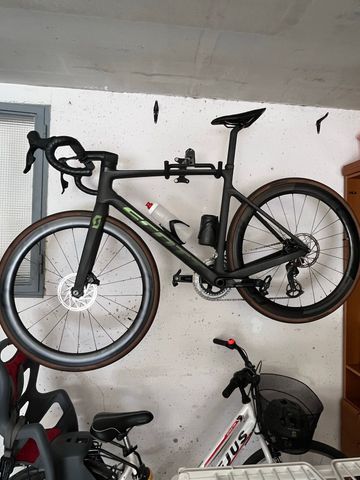 Used Scott Addict SRAM Rival eTap AXS 2023 Road & Gravel