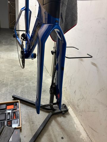 Gebrauchtes Canyon Speedmax CFR Disc Di2 2023 2023 Road & Gravel, Blau — Bild 4 von 11