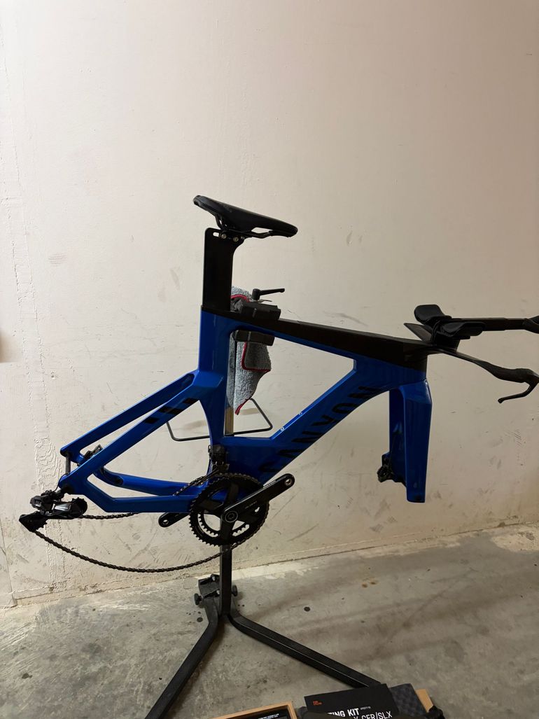 Brugt Canyon Speedmax CFR Disc Di2 2023 2023 Road & Gravel — billede 8 af 11