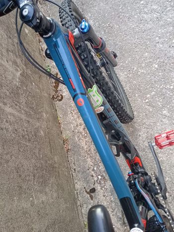 Used Giant Anthem 1 2019 2019 Mountainbike, Blue, 27.5 (650B) — image 9 of 13