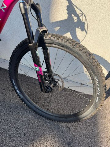 Used Marin Rift Shimano Deore XT 2025 Mountainbike, Purple — image 2 of 5