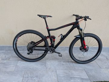 Tweedehands CUBE STEREO 120 HPC SL 2017 2017 Mountainbike — afbeelding 1 van 11
