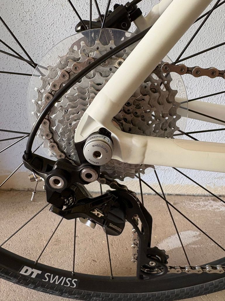 Used Canyon Roadlite Shimano Deore XT 2016 Urban, White — image 9 of 22