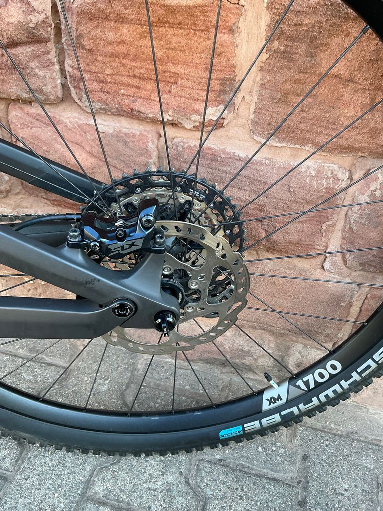 Used Canyon Neuron CF 8 2023 2023 Mountainbike, Light Gray, 27.5, 29 — image 14 of 16