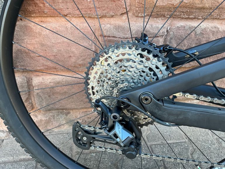 Used Canyon Neuron CF 8 2023 2023 Mountainbike, Light Gray, 27.5, 29 — image 3 of 16