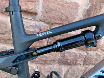 Used Canyon Neuron CF 8 2023 2023 Mountainbike, Light Gray, 27.5, 29 — image 10 of 16