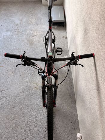 Used CUBE RACE ONE 2018 2018 Mountainbike, Black, 27.5 — image 5 of 5