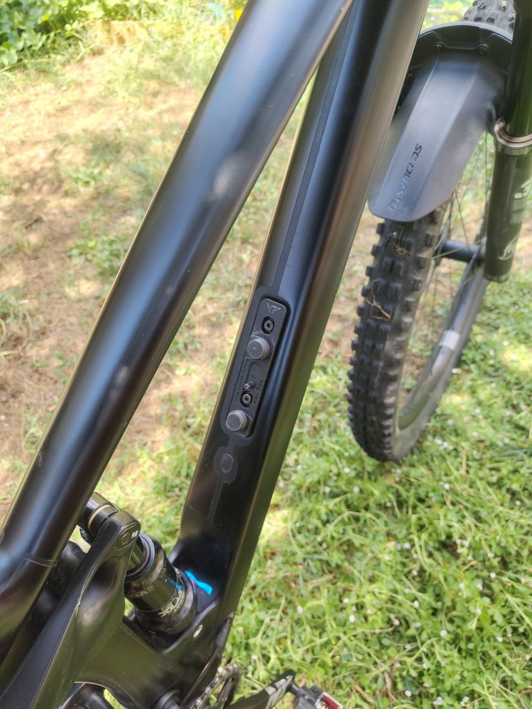 YT Industries Izzo CORE 2 29 2023 2023 Mountainbike de segunda mano, Negro — imagen 4 de 12