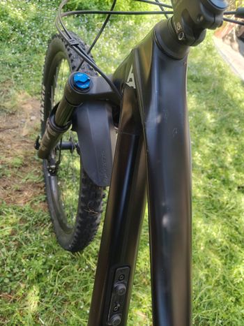 YT Industries Izzo CORE 2 29 2023 2023 Mountainbike de segunda mano, Negro — imagen 12 de 12