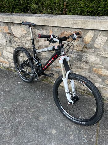 Mondraker Zénith X 2013 2013 Mountainbike d'occasion — image 2 sur 3