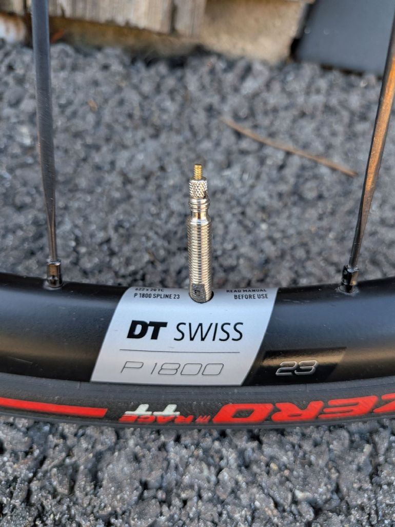 Brugt Canyon Ultimate CF SL 7 Di2 2024 2024 Road & Gravel — billede 7 af 7