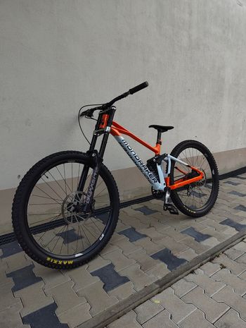 Used Mondraker SUMMUM MX 2023 2023 Mountainbike, Orange, 29, 27.5 — image 2 of 16