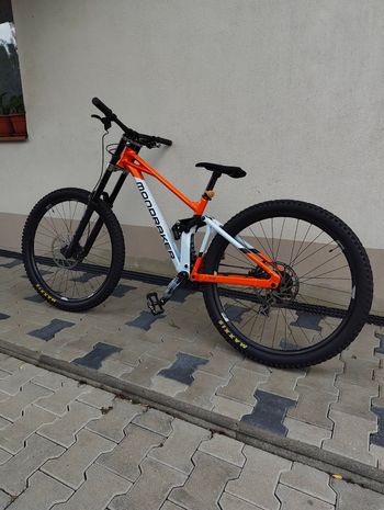 Used Mondraker SUMMUM MX 2023 2023 Mountainbike, Orange, 29, 27.5 — image 5 of 16