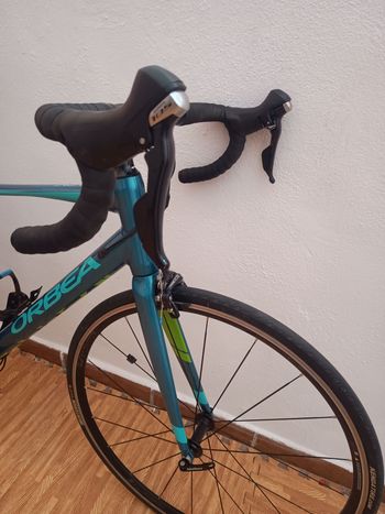 Orbea AVANT H30 2018 2018 Road & Gravel usato, Blu — immagine 3 di 8