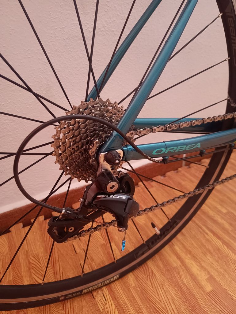 Orbea AVANT H30 2018 2018 Road & Gravel usato, Blu — immagine 5 di 8