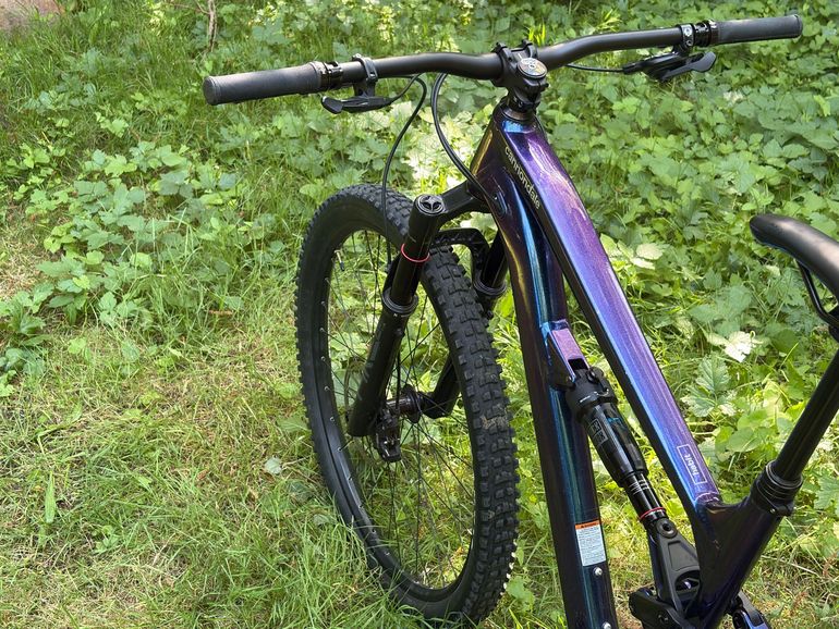 Cannondale Habit 3 2023 2023 Mountainbike usato, Blu — immagine 6 di 15