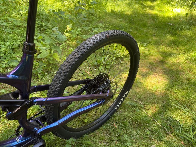 Cannondale Habit 3 2023 2023 Mountainbike usato, Blu — immagine 4 di 15