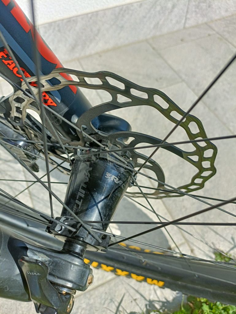 Brugt Orbea RALLON M-TEAM 2023 2023 Mountainbike — billede 3 af 9