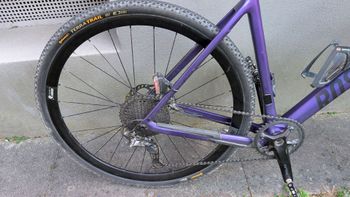 Rose Backroad Shimano GRX 2020 Road & Gravel usato, Viola — immagine 3 di 11