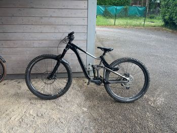 Giant Reign 2 2024 2024 MTB d'occasion