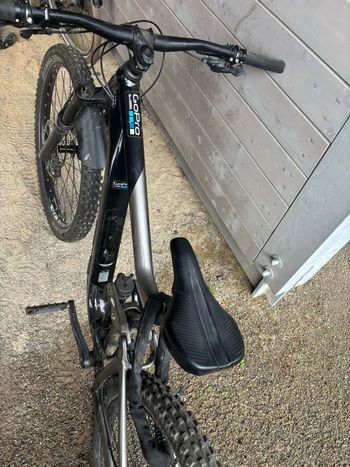 Giant Reign 2 2024 2024 Mountainbike d'occasion — image 8 sur 9
